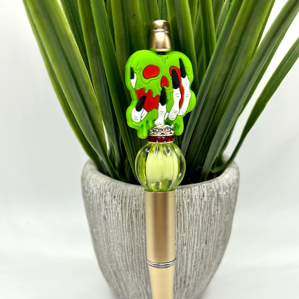 Halloween apple beaded pen